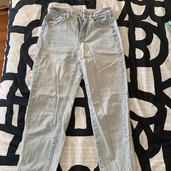 Garage Light Wash Mom Jeans - in good condition - Picture 1 of 3